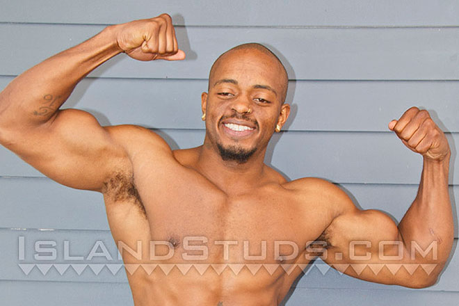 Hula Bodybuilder Damien Image