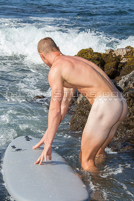 Surfer Sandy in Hawaii! Image