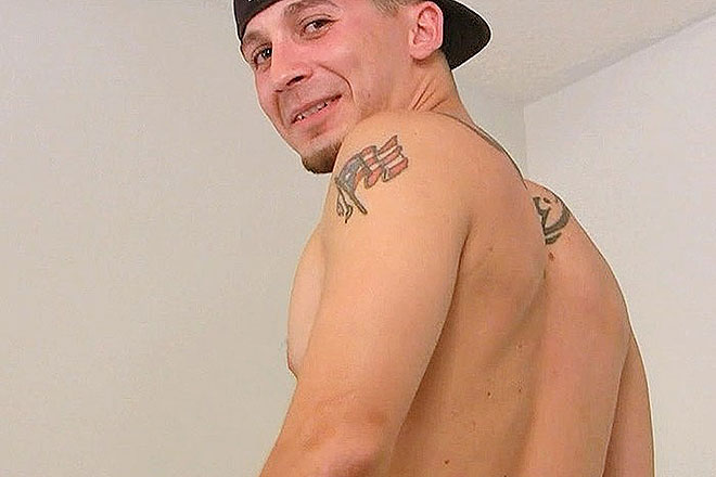 Dahlin's First Gay BJ Image